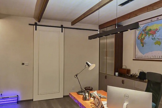 质感与环保的双重享受:木门装修新潮流(图3) 质感与环保的双重享受:木门装修新潮流(图3)