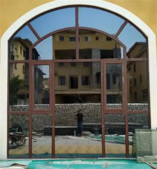 门窗如何保护私人空间 安全防护与隐私保障全攻略(图1) 门窗品牌,如何保护你的私人空间?