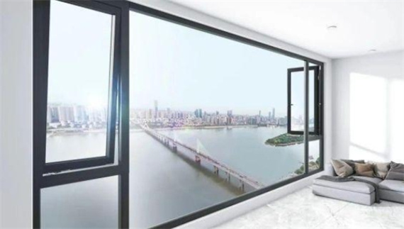 门窗框架如举重冠军般承载建筑重任的七大核心能力(图1) 举重冠军的承重测试:门窗的坚固框架